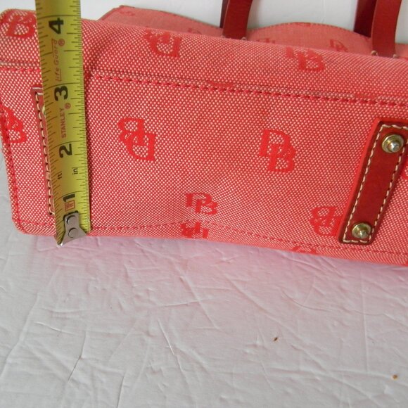 Dooney & Bourke Signature Shoulder MONOGRAM  Red LOGO E/W Leather/Canvas TOTE - Picture 7 of 11
